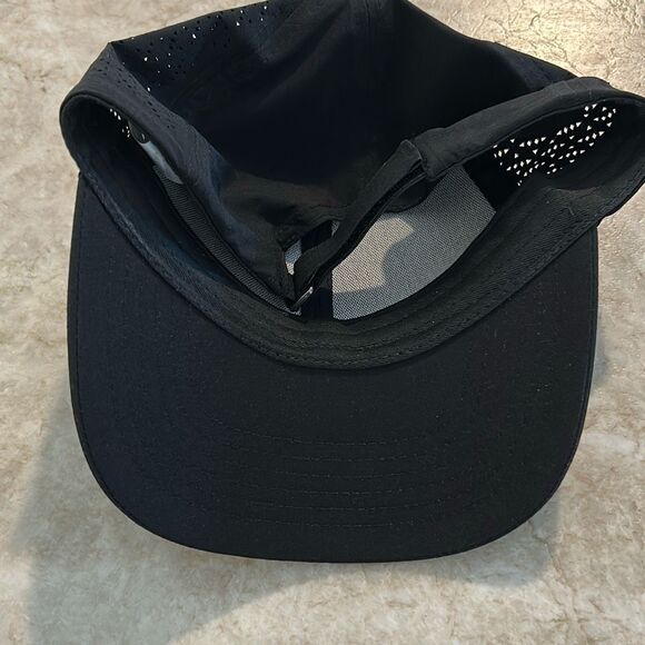 GAIAM Black Hat - Picture 5 of 6